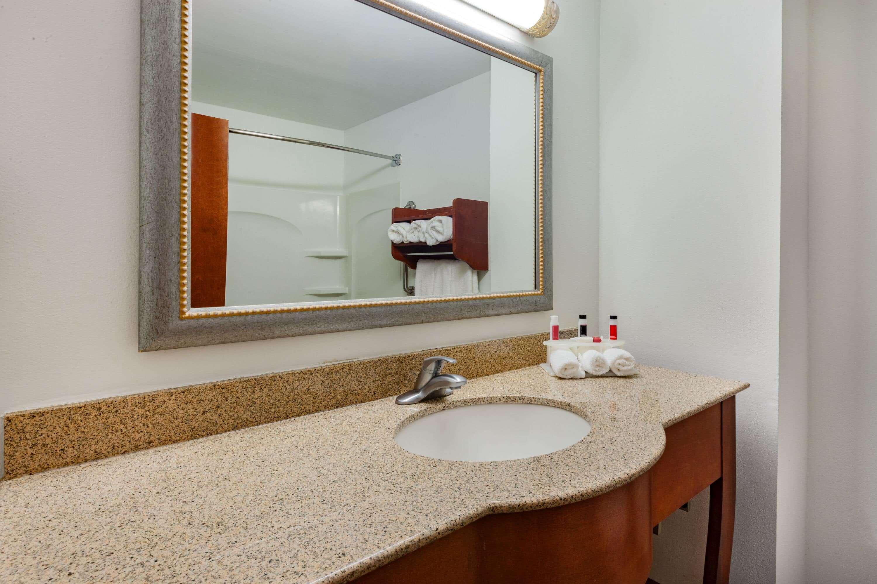 Days Inn By Wyndham Alta Vista Altavista Ngoại thất bức ảnh
