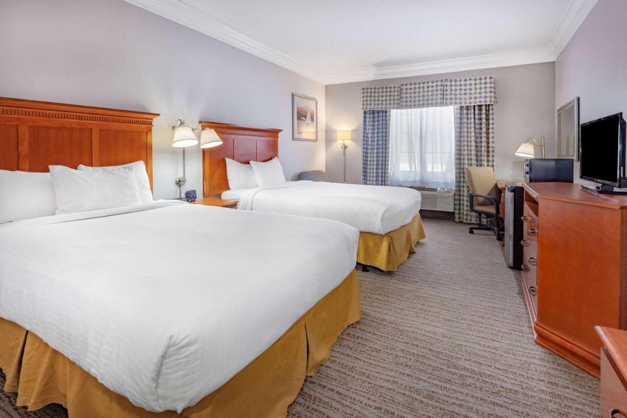 Days Inn By Wyndham Alta Vista Altavista Ngoại thất bức ảnh